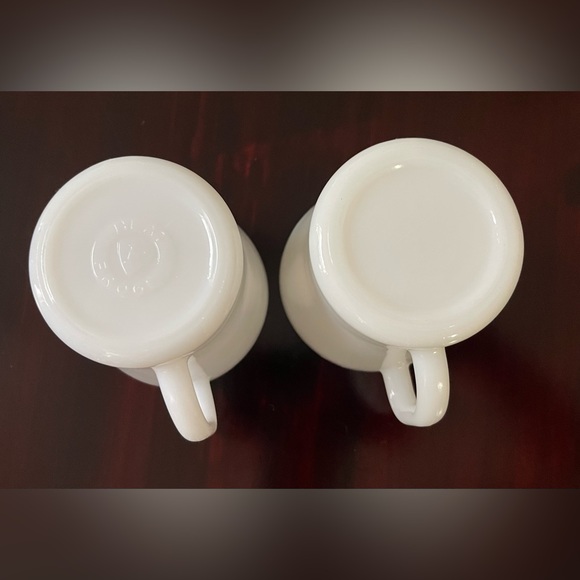 Federal Milk Glass Set Of Two Coffee Mugs - Picture 6 of 10